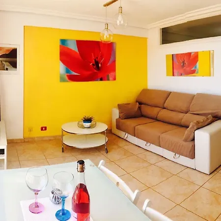 Flamingo Apartment *